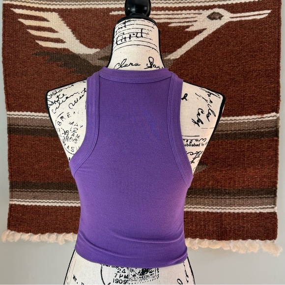 SET ACTIVE Racer Crop Tank - Picture 5 of 10